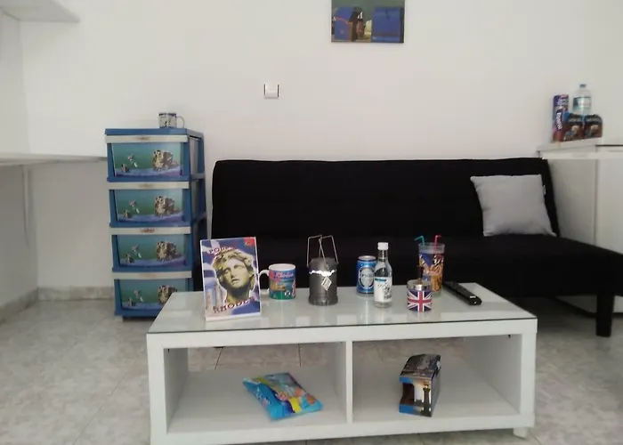 Appartement Apollon H-2 *