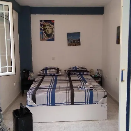 Apartman Apollon H-2 *